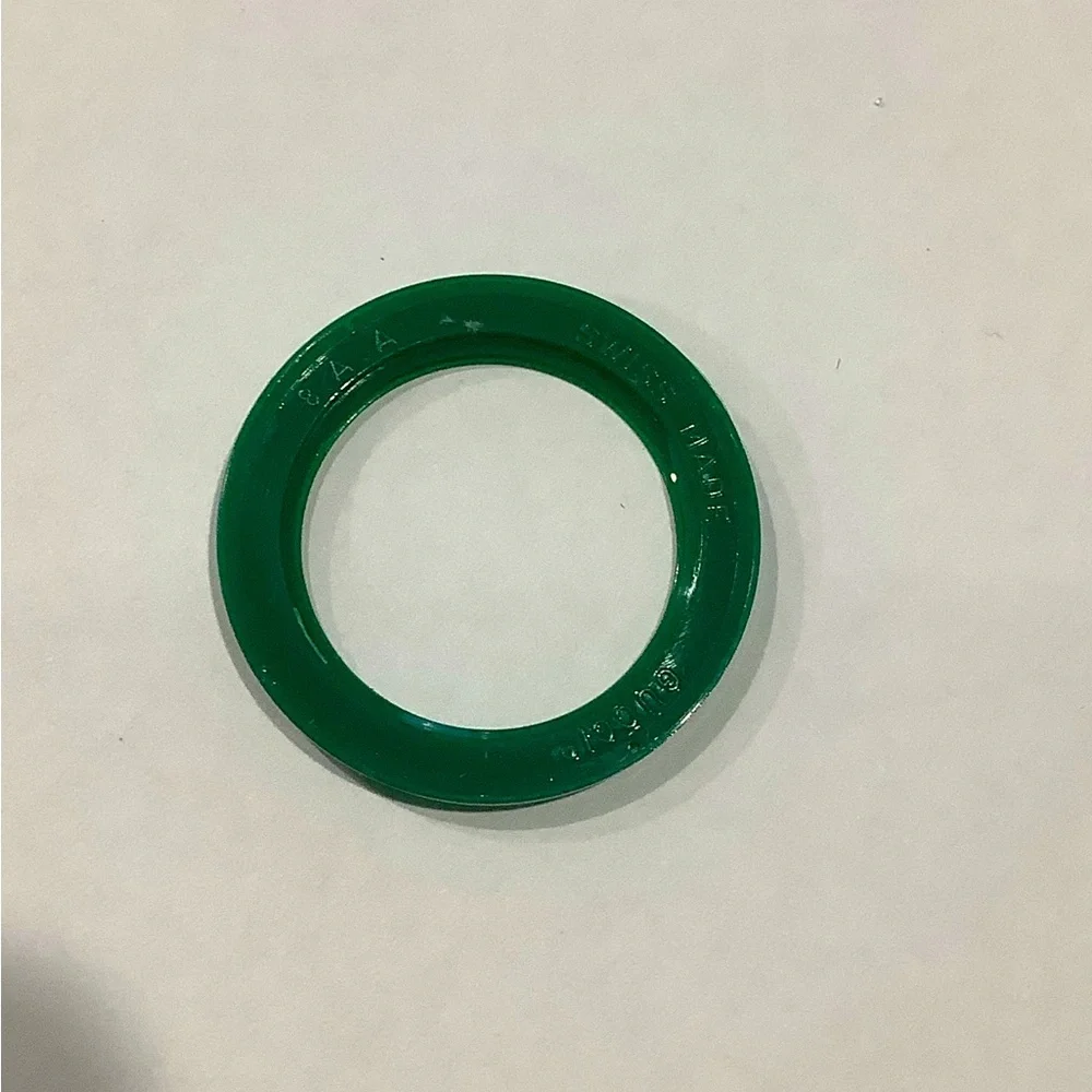 - Authentic GUCCI signature colors bezel ( no watch) - Picture 4 of 5